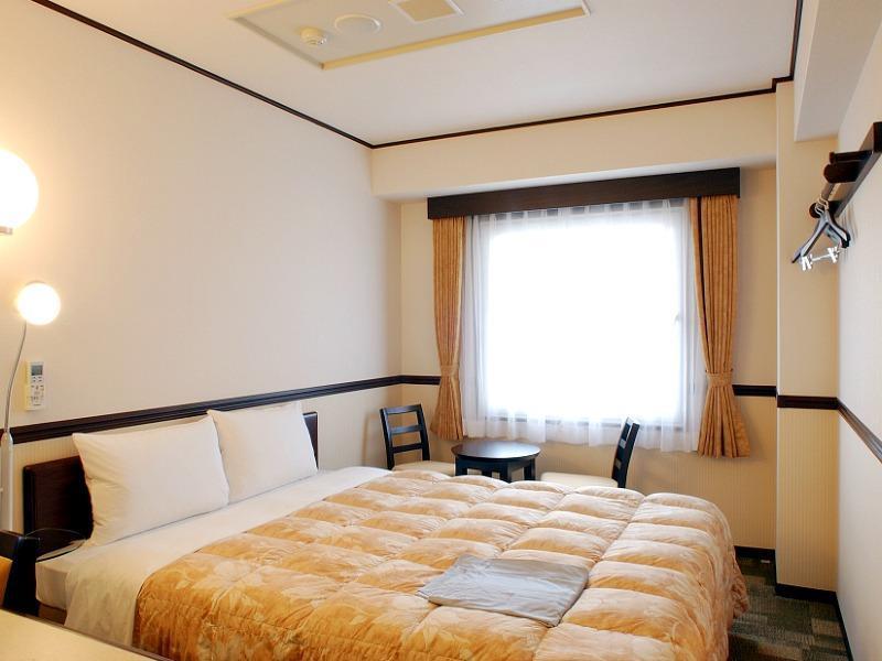 Toyoko Inn Hokkaido Asahikawa Ekimae Ichijo Dori Extérieur photo