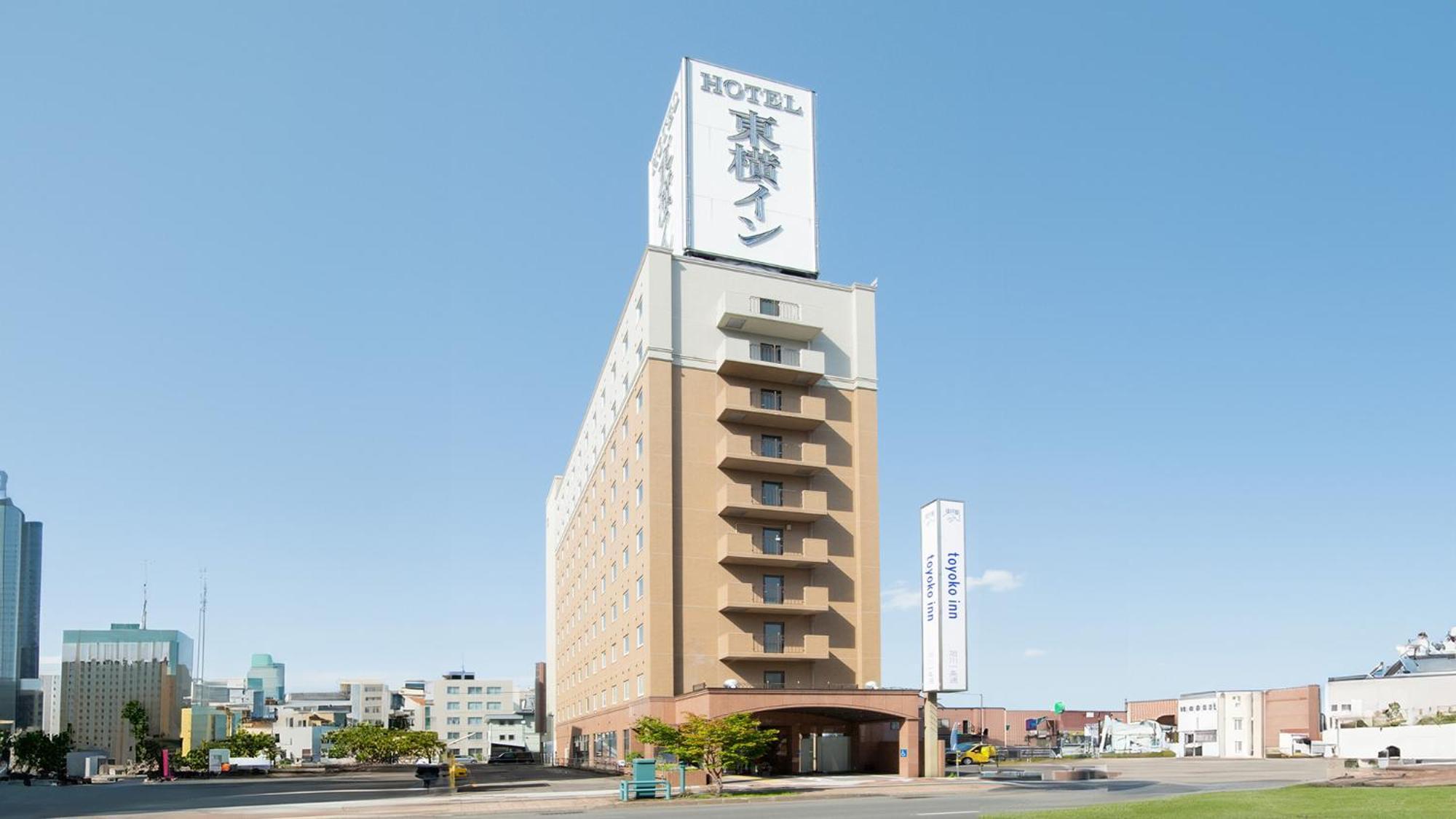 Toyoko Inn Hokkaido Asahikawa Ekimae Ichijo Dori Extérieur photo